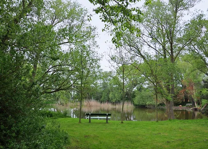 Albertsdorf Goldblick Semesterbostad *